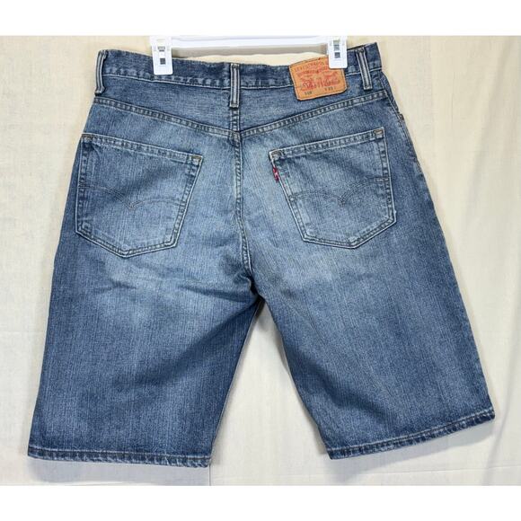 Levi’s 569 Men’s Shorts Light Wash Size 33 - Picture 2 of 12